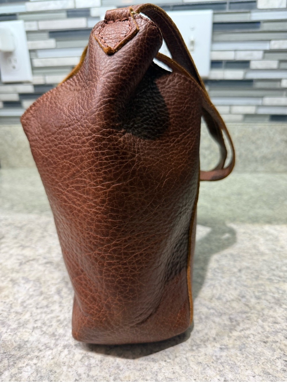 Portland Leather Ashville small Naomi Bag - Picture 2 of 5